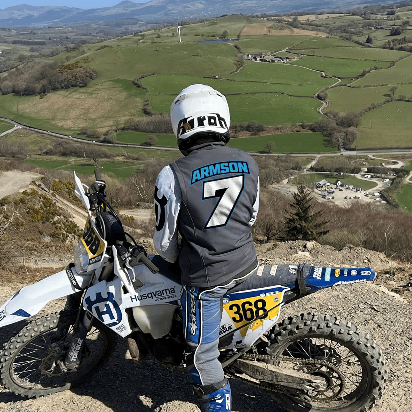 Custom Name & Race Number Gilets