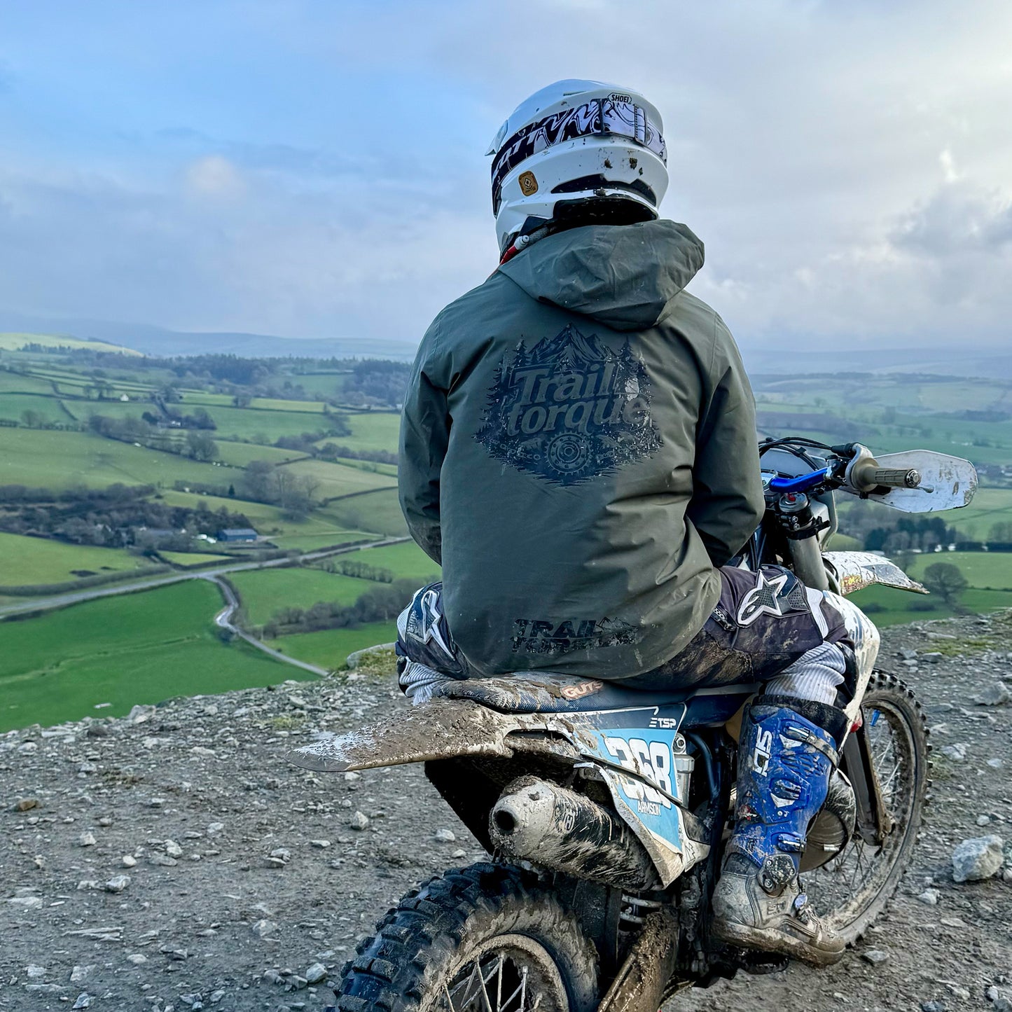 Trail Torque Mountains 1/4 Waterproof Jacket